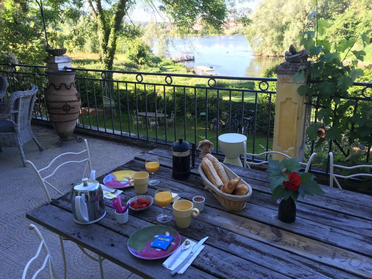 En Bord De Seine Bed & Breakfast Vetheuil Exterior photo